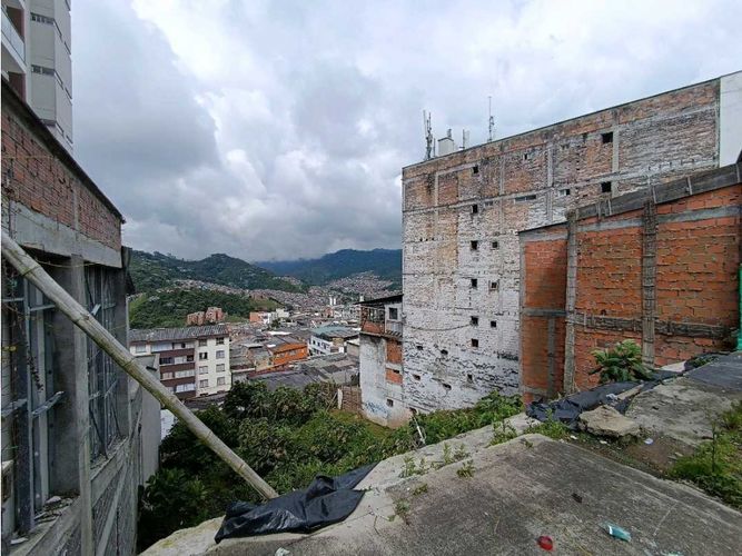 Lote en venta en Avenida Santander, Manizales, 750 m² · foto 6 de 7