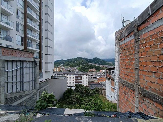 Lote en venta en Avenida Santander, Manizales, 750 m² · foto 7 de 7