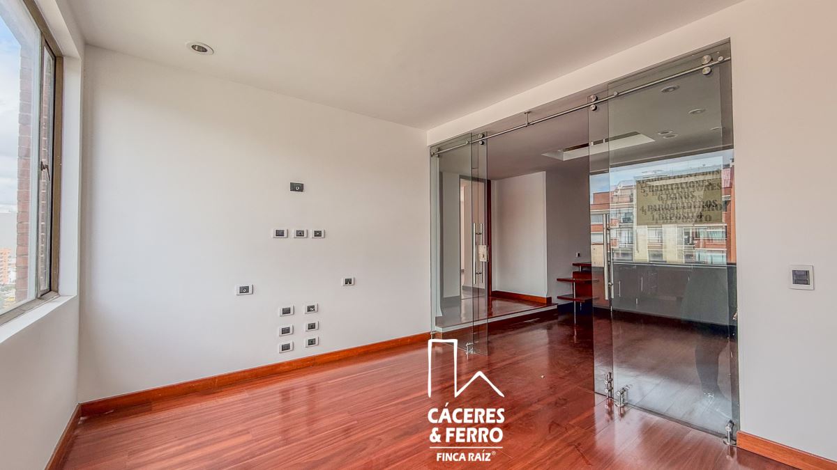 Apartamento en venta en Santa Barbara, Bogotá · foto 8 de 23