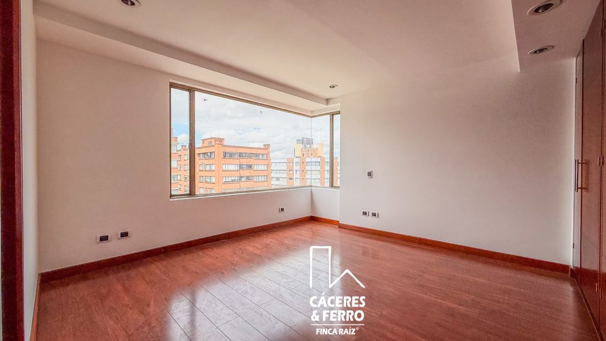 Apartamento en venta en Santa Barbara, Bogotá · foto 12 de 23