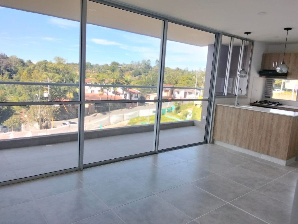 Apartamento en arriendo en Centro, Rionegro · foto 5 de 14