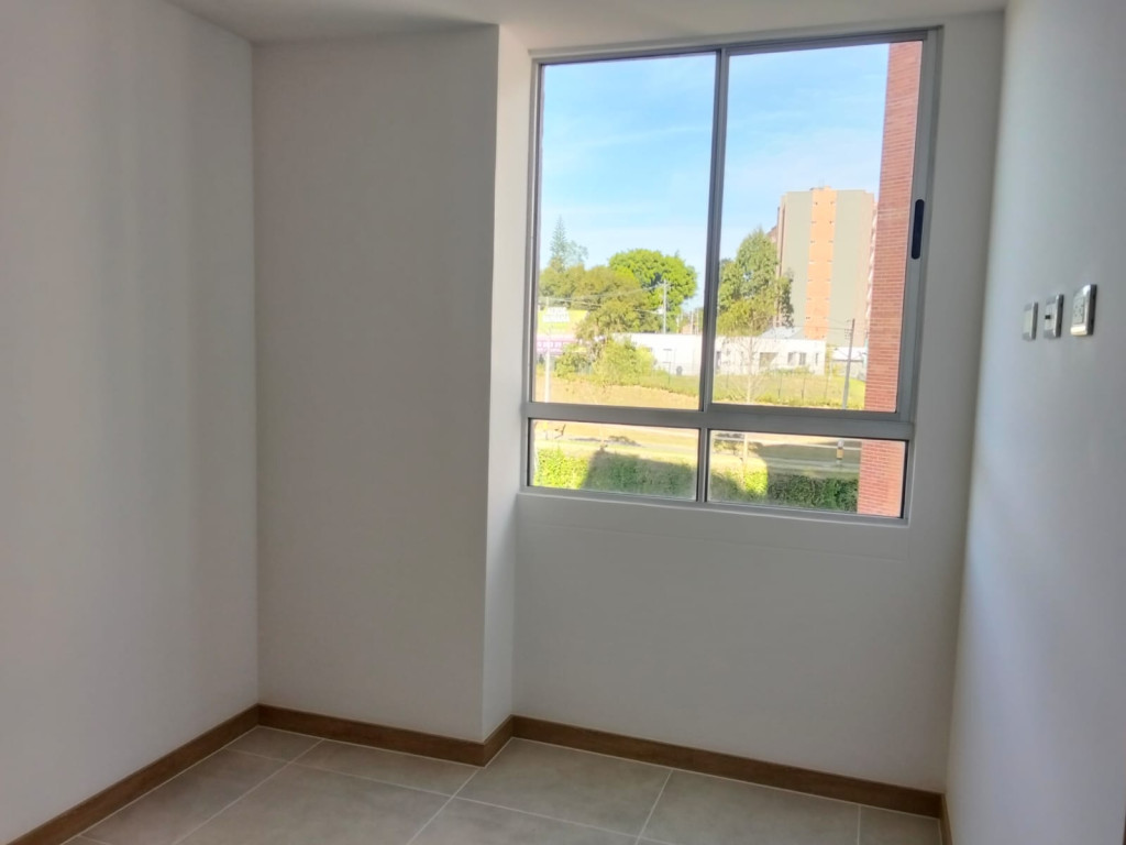 Apartamento en arriendo en Centro, Rionegro · foto 7 de 14