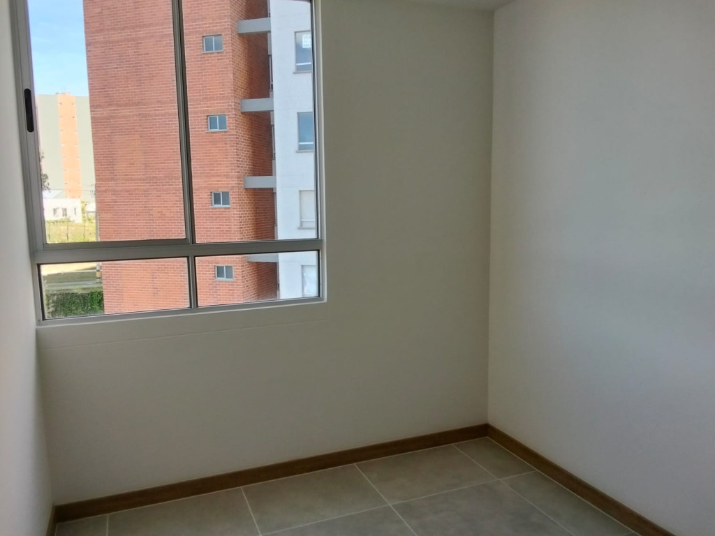 Apartamento en arriendo en Centro, Rionegro · foto 8 de 14