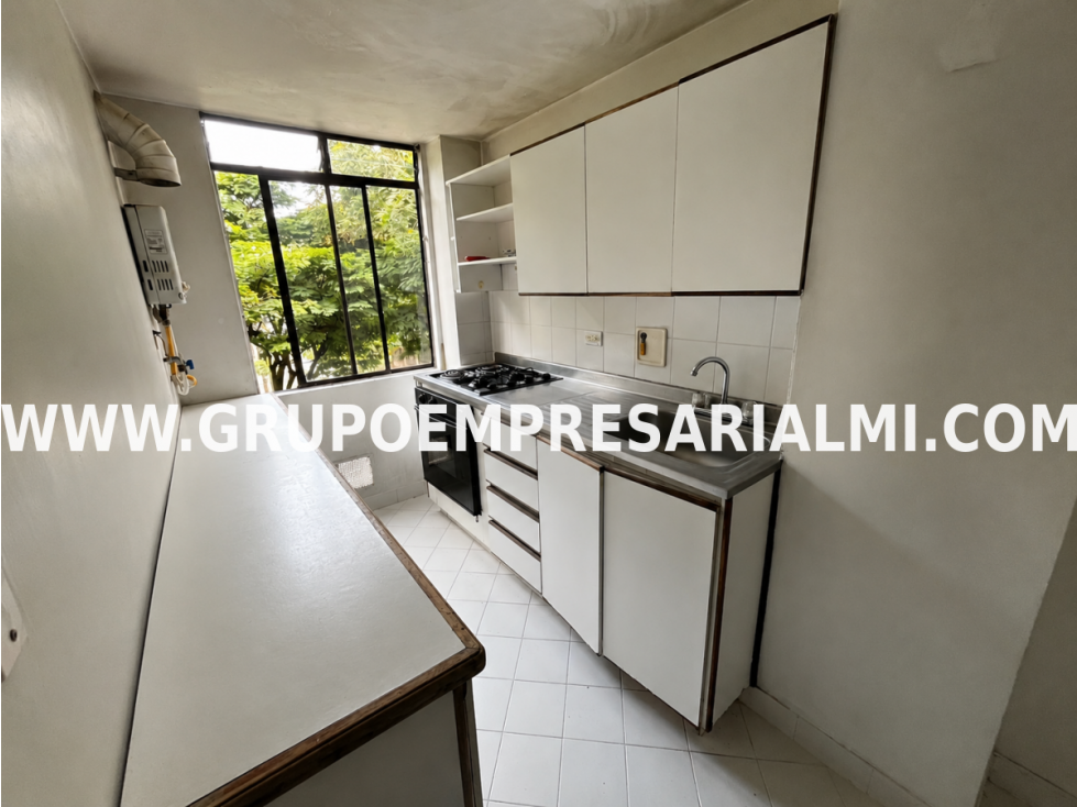Apartamento en venta en Estadio, Medellín 4