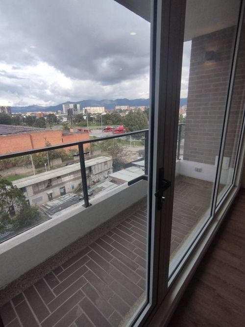 Apartamento de 3 alcobas en venta en Bosque De Modelia, Bogotá, 68 m² · foto 15 de 24