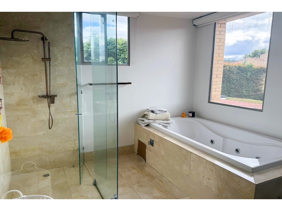 Casa en venta en Guaymaral, Bogotá · foto 13 de 19