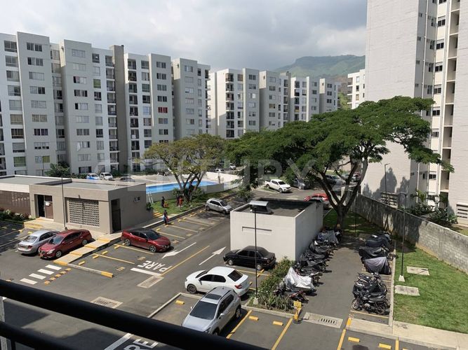 Apartamento de 2 alcobas en venta en Guabinas, Yumbo, 60 m² · foto 19 de 19