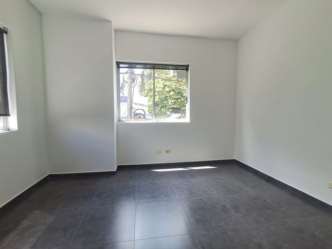 Oficina en arriendo en San Jose Sur, Pereira, 16 m² · foto 2 de 8