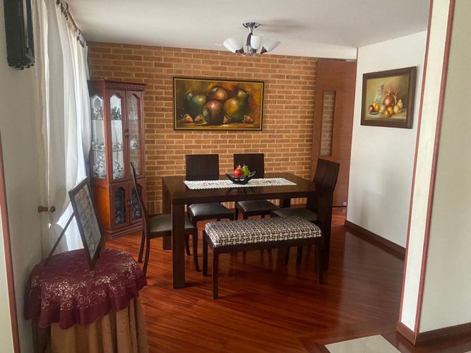 Casa de 3 alcobas en venta en Santa Rita, Chía, 257 m² · foto 3 de 24