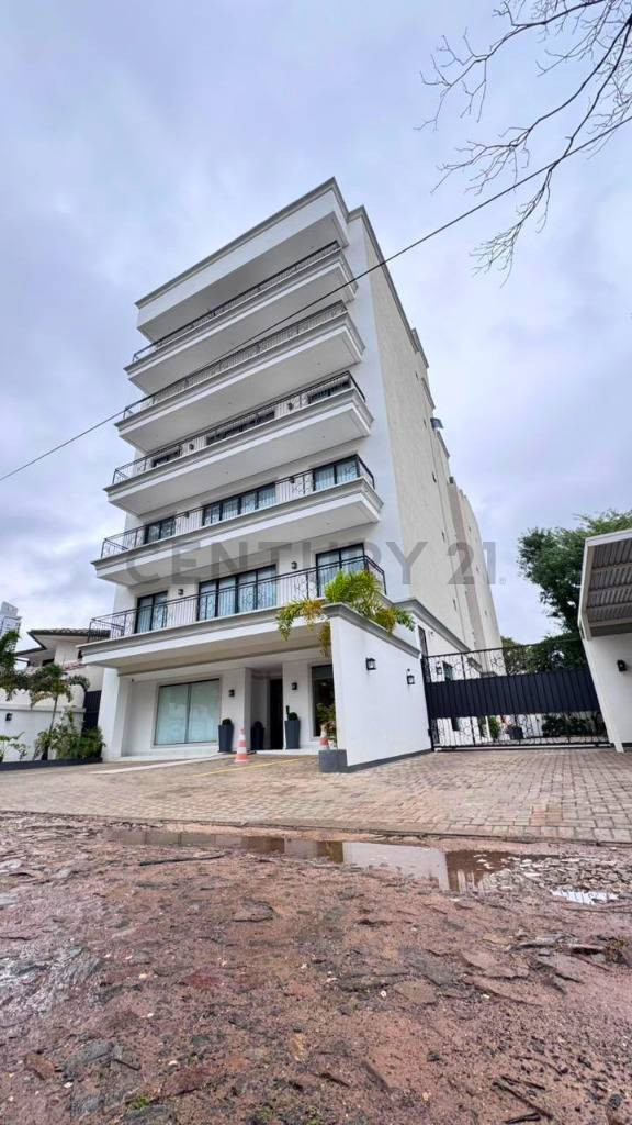 Alquiler de Exclusivo Departamento en Barrio Mburucuyá — foto 3