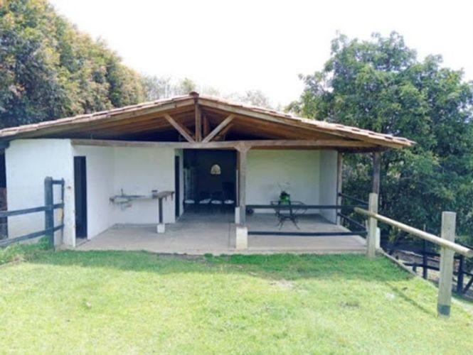 Finca en arriendo en Guarne, 405 m² · foto 4 de 24