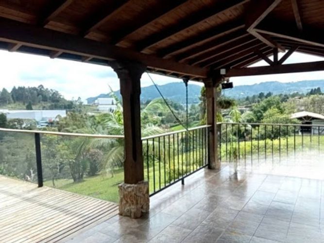 Finca en arriendo en Guarne, 405 m² · foto 12 de 24