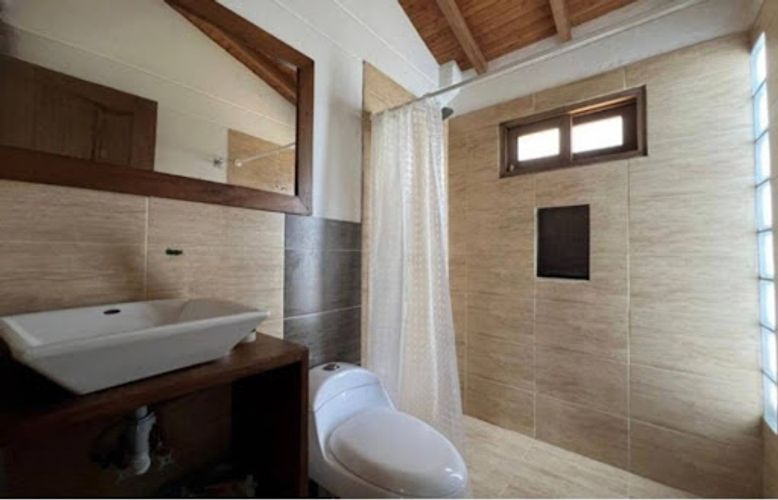 Finca en arriendo en Guarne, 405 m² · foto 18 de 24