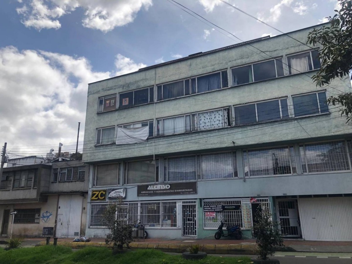 Apartamento en venta en Samper Mendoza, Bogotá · foto 3 de 24