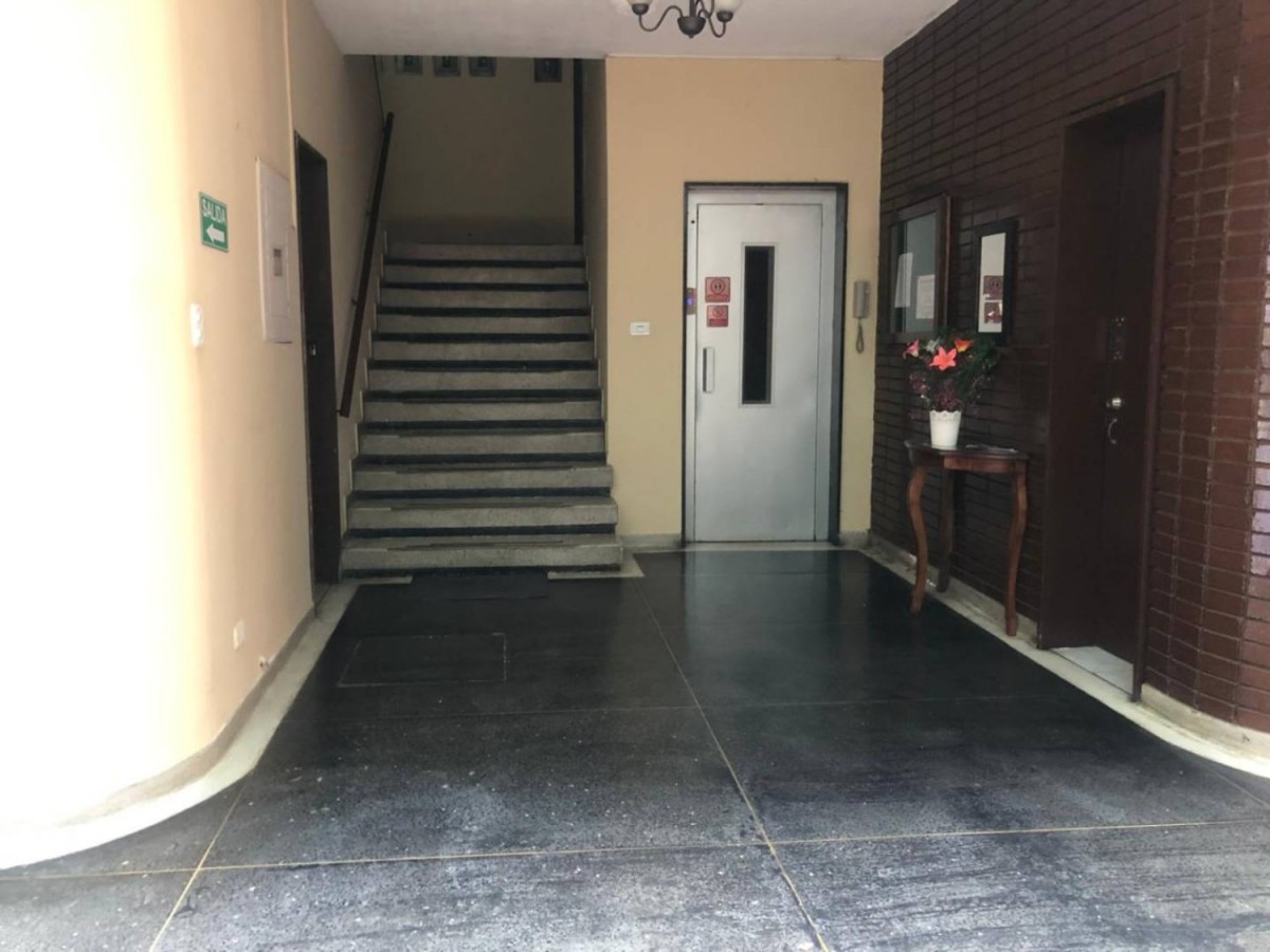 Apartamento en venta en Samper Mendoza, Bogotá · foto 6 de 24