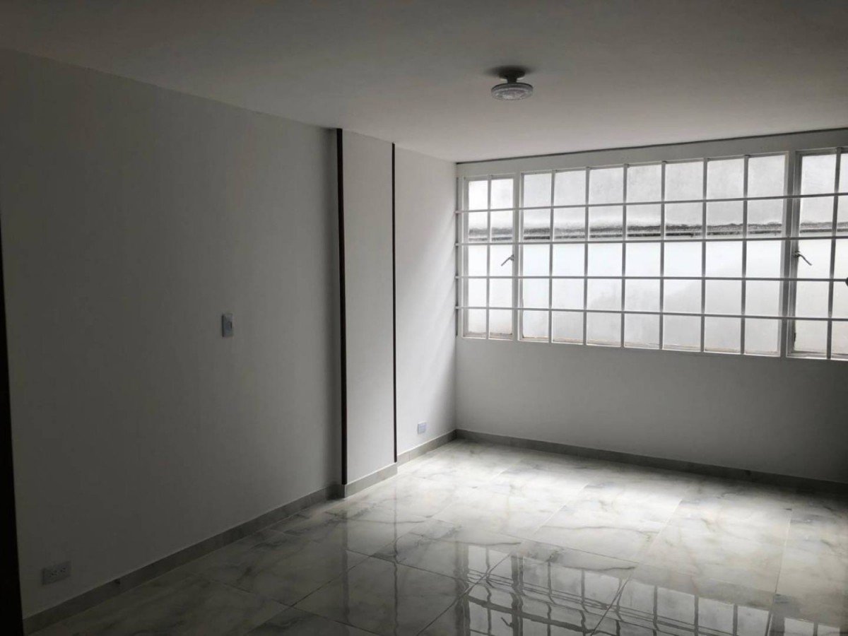Apartamento en venta en Samper Mendoza, Bogotá · foto 13 de 24