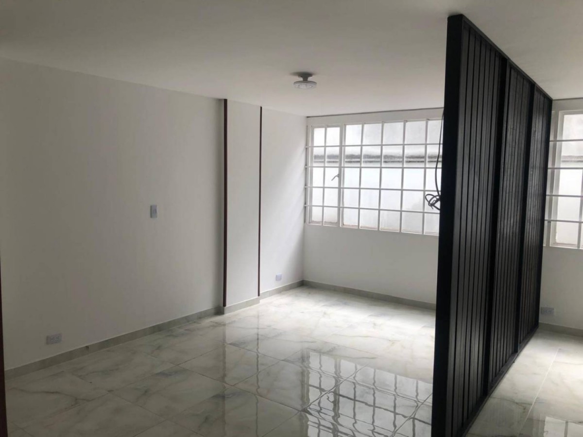 Apartamento en venta en Samper Mendoza, Bogotá · foto 14 de 24