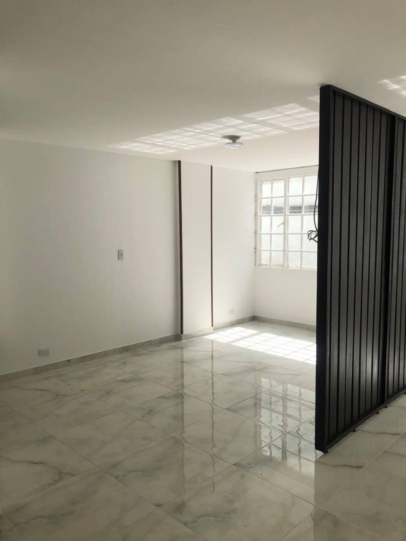 Apartamento en venta en Samper Mendoza, Bogotá · foto 18 de 24