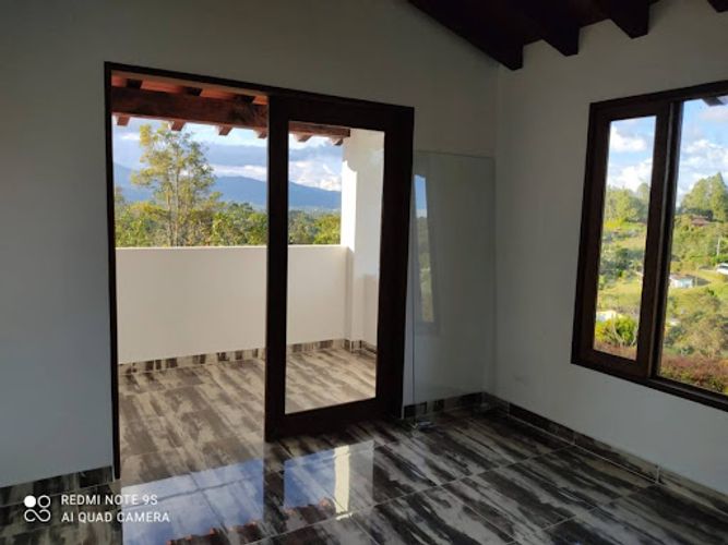 Finca en arriendo en Cabeceras De Llanogrande, Rionegro, 300 m² · foto 12 de 24
