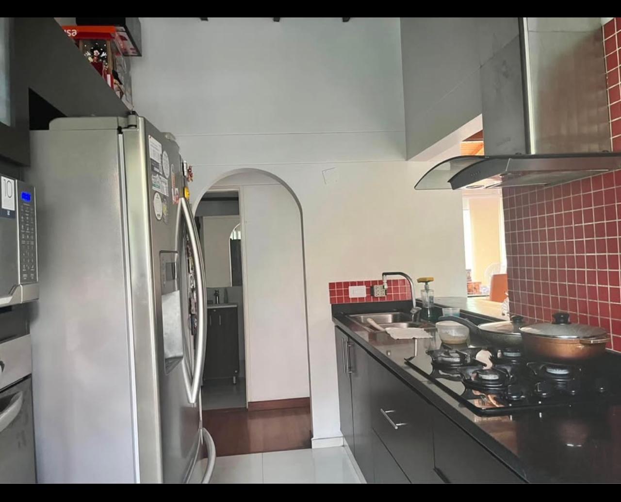 Apartamento en venta en El Poblado, Medellín 3