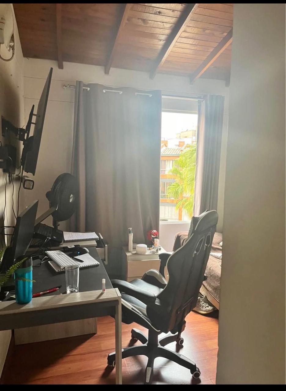 Apartamento en venta en El Poblado, Medellín 4