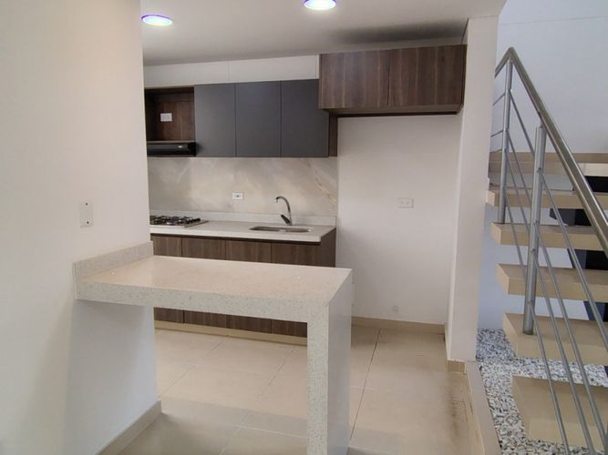Casa de 3 alcobas en venta en Prados Del Este, Cúcuta, 170 m² · foto 3 de 17