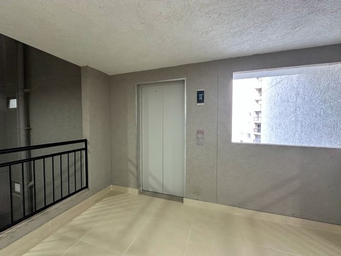 Apartamento de 2 alcobas en venta en Arroyohondo, Yumbo, 62 m² · foto 13 de 24