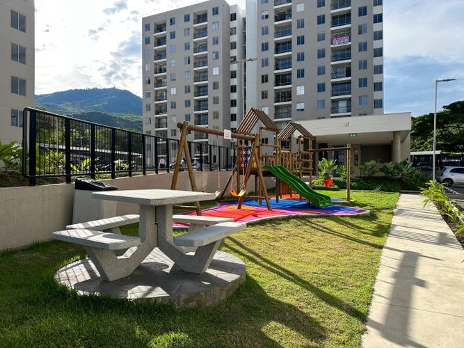 Apartamento de 2 alcobas en venta en Arroyohondo, Yumbo, 62 m² · foto 16 de 24