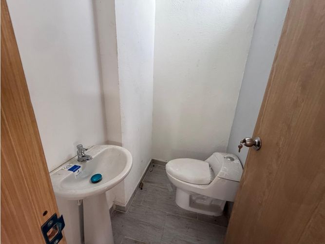 Local en arriendo en La Candelaria, Medellín, 90 m² · foto 5 de 8