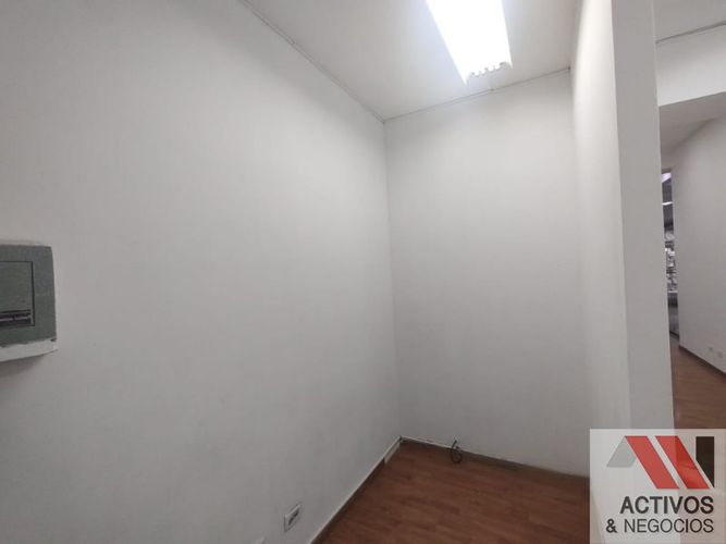 Local en venta en La Candelaria, Medellín, 30 m² · foto 7 de 7