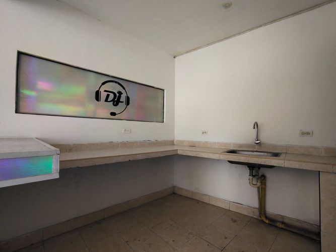Local en arriendo en Los Parques - Barranquilla, Cali, 394 m² · foto 9 de 16