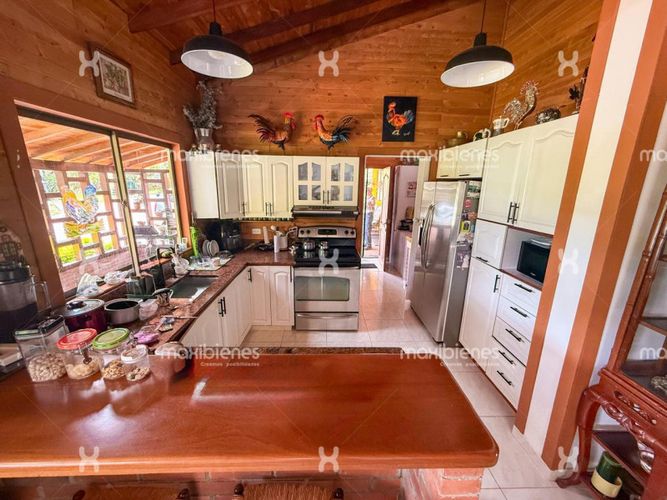 Finca en arriendo en El Chuscal, El Retiro, 200 m² · foto 7 de 19