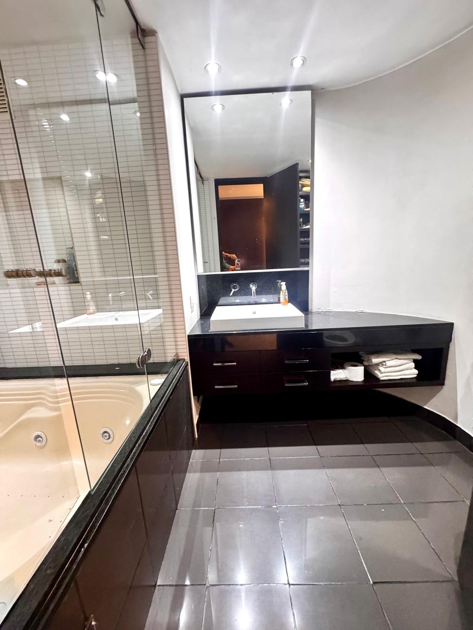 Apartamento en venta en El Refugio, Bogotá · foto 9 de 22