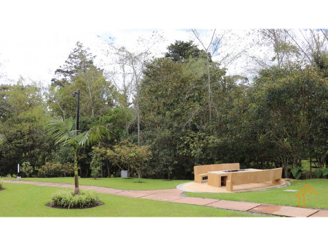 Casa de 7 alcobas en venta en Las Palmas, Envigado, 468 m² · foto 6 de 10