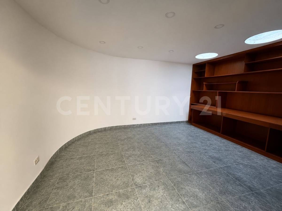 Casa en venta en Niza, Bogotá · foto 5 de 12