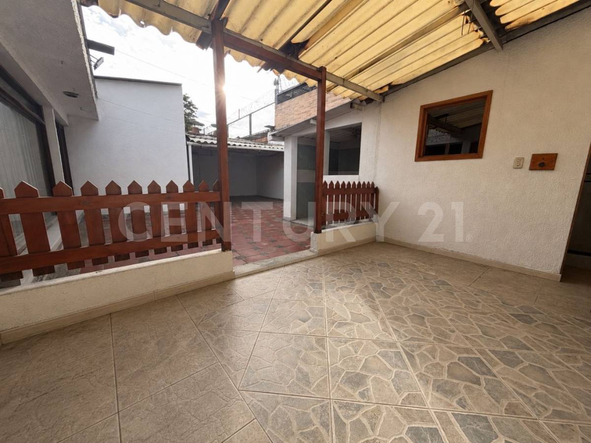 Casa en venta en Niza, Bogotá · foto 7 de 12
