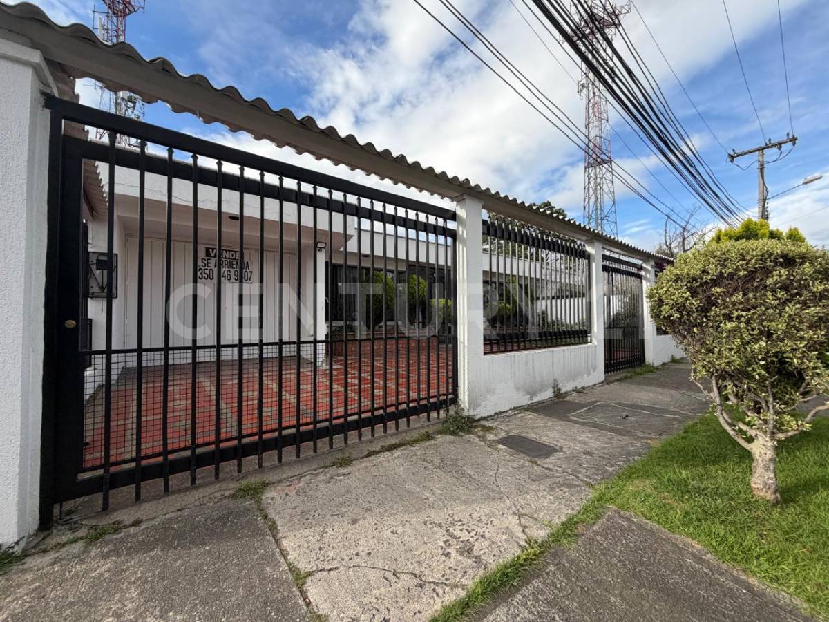 Casa en venta en Niza, Bogotá · foto 11 de 12