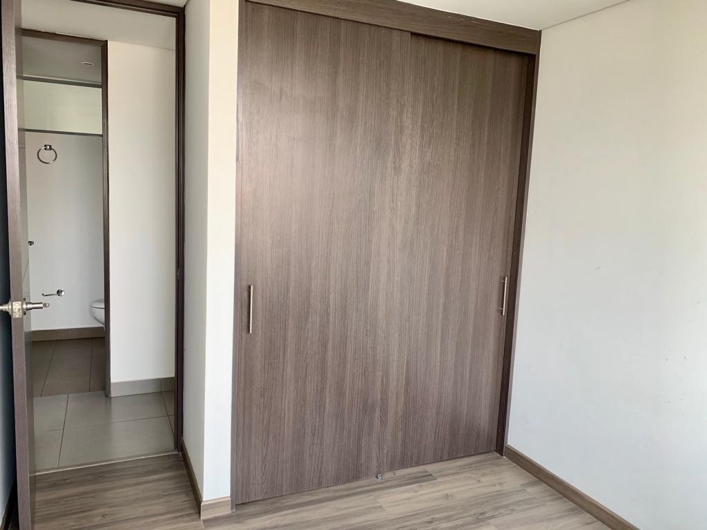 Apartamento en arriendo en El Poblado, Medellín · foto 10 de 15