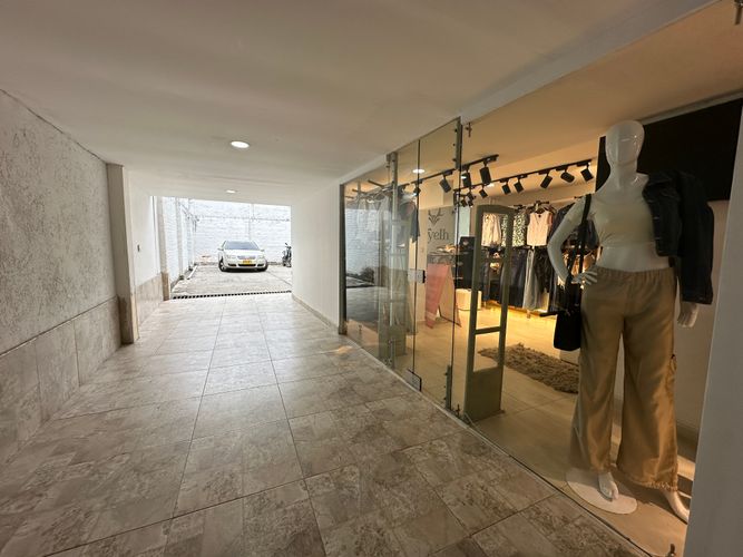 Edificio en arriendo en Ciudad Jardin, Cali, 480 m² · foto 5 de 22