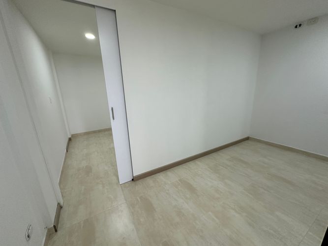 Edificio en arriendo en Ciudad Jardin, Cali, 480 m² · foto 13 de 22