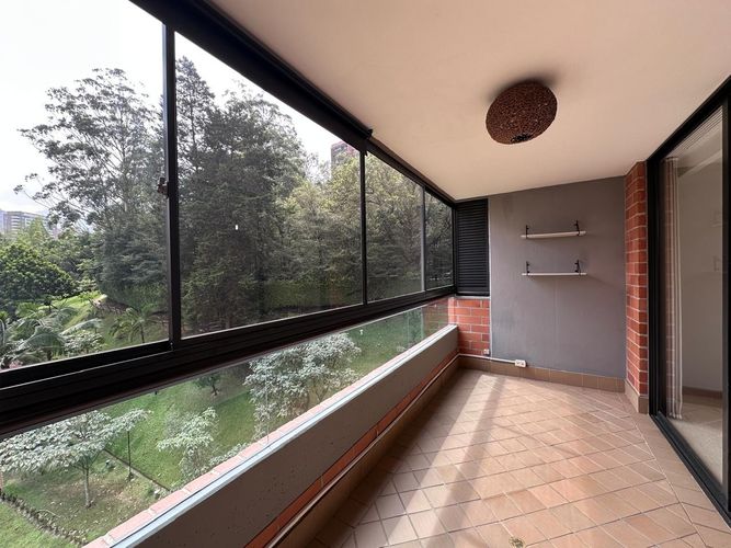 Apartamento de 4 alcobas en arriendo en El Poblado, Medellín, 116 m² · foto 20 de 20