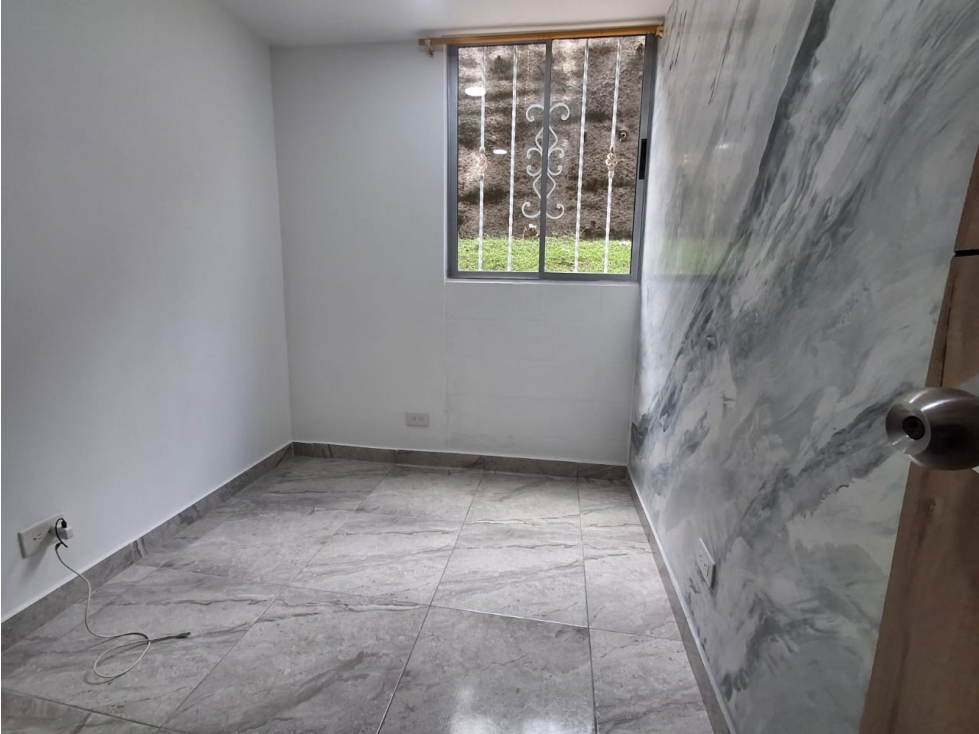 Apartamento en venta en San Antonio de Prado, Medellín 4