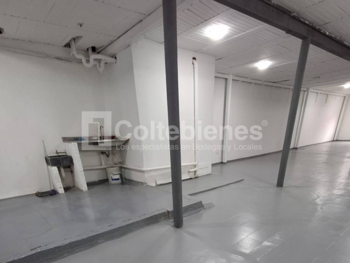 Bodega en venta en Cristo rey, Medellín 2