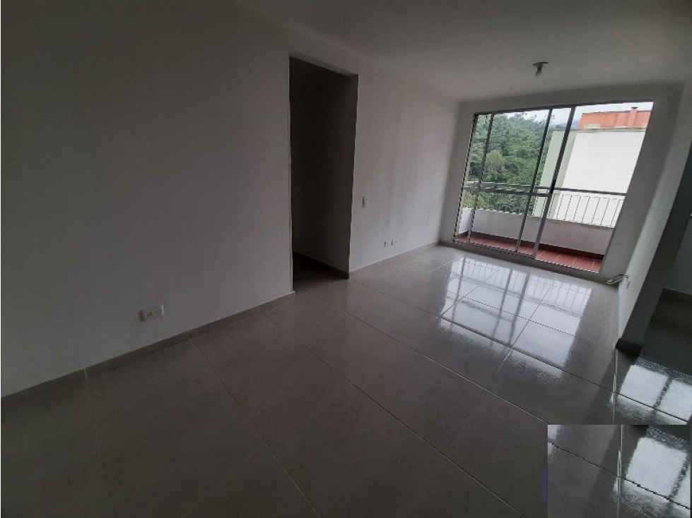 Apartamento en venta en Rodeo Alto, Medellín 2