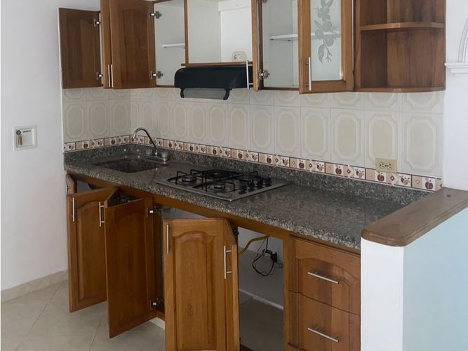 Apartamento en venta en San Juan Bautista, Itagüí · foto 2 de 13
