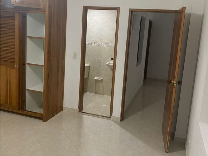 Apartamento en venta en San Juan Bautista, Itagüí · foto 8 de 13