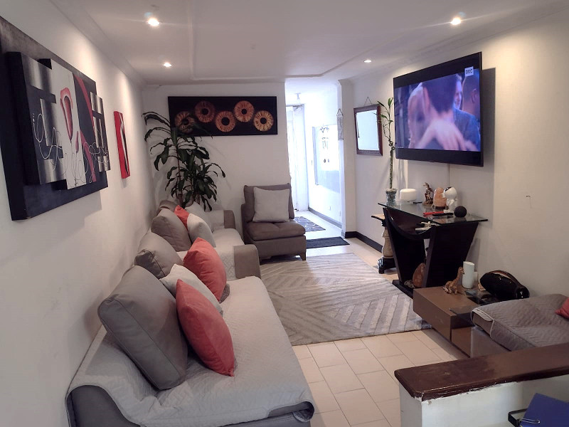 Casa en venta en Fontibon, Bogotá · foto 2 de 20