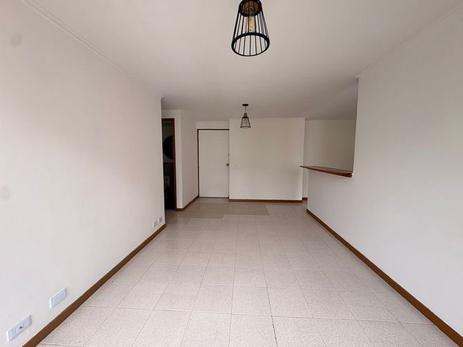 Apartamento de 2 alcobas en arriendo en El Poblado, Medellín, 62 m² · foto 7 de 12
