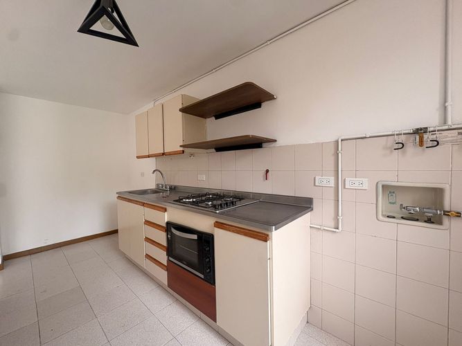 Apartamento de 2 alcobas en arriendo en El Poblado, Medellín, 62 m² · foto 9 de 12
