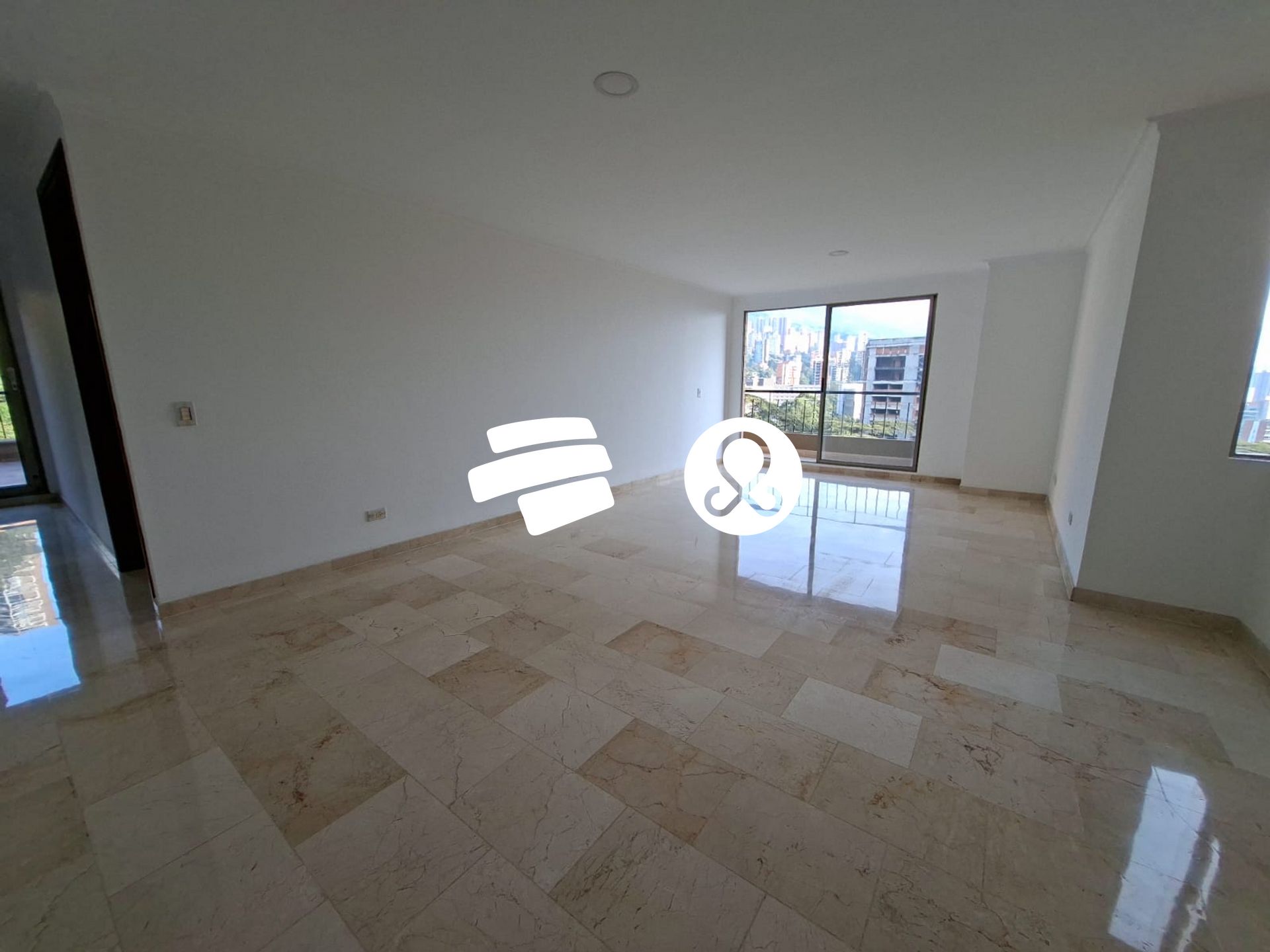 Apartamento en venta en El Poblado, Medellín 5